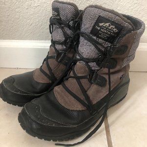 North Face Waterproof Snow Boots